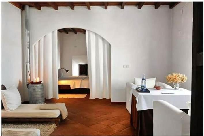Hospederia Convento De La Parra, 06176 (Adults Only) 호텔 외부 사진